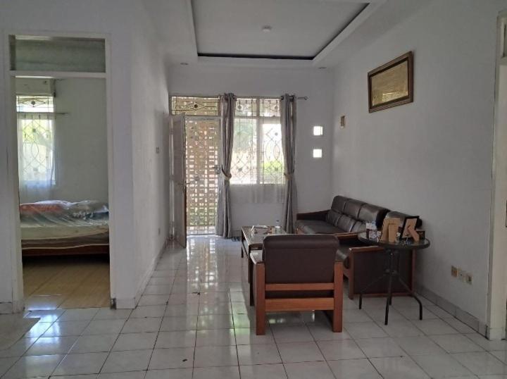 Palm Hills Cilegon Villa Exterior photo